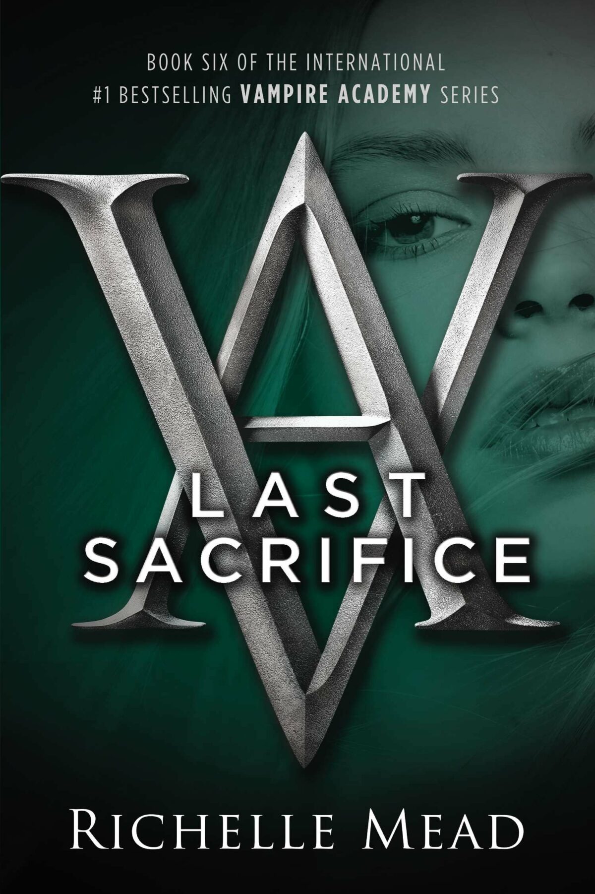 Book cover: Last Sacrifice by Richelle Mead